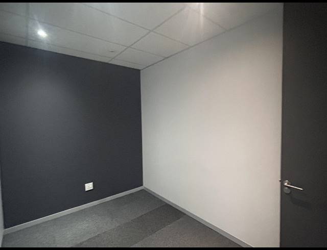 600M² OFFICE TO LET IN MENLYN